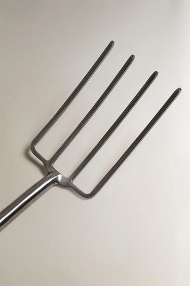 GARDEN PITCHFORK - Dark brown by Zara - Image 1