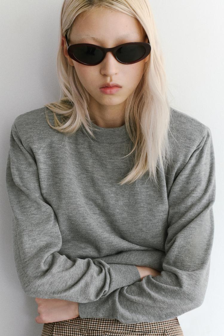 KNIT JUMPER WITH SHOULDER PADS