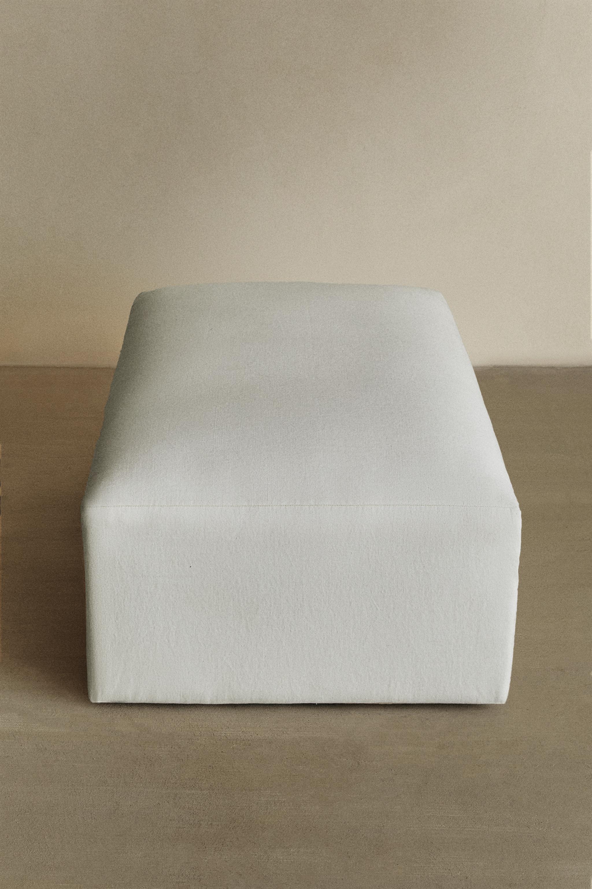 REMOVABLE WASHED LINEN OTTOMAN — Oyster-white