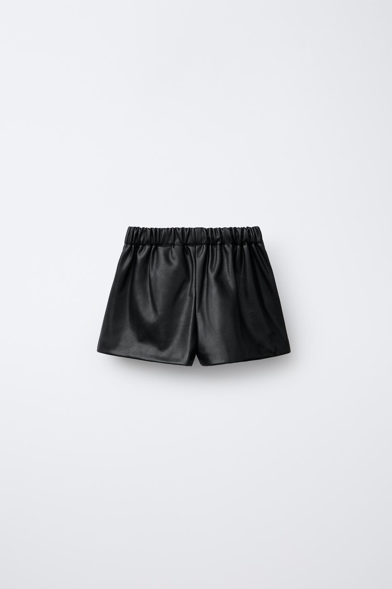FAUX LEATHER BOW SKORT