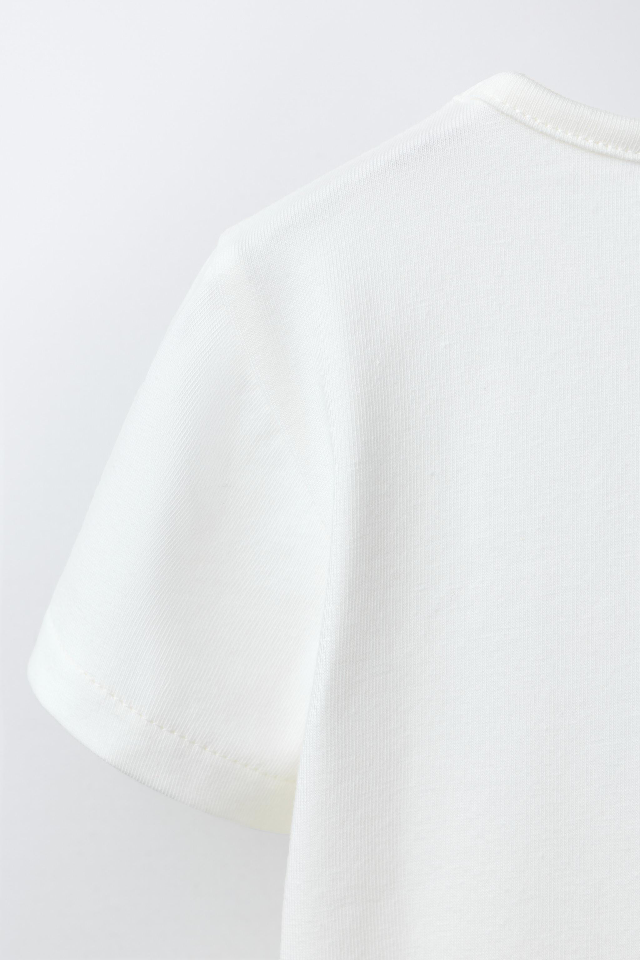 HEART CUT OUT T-SHIRT