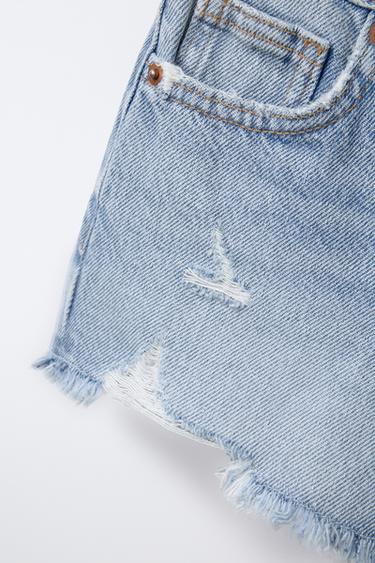 BERMUDA EN DENIM DÉCHIRÉ - Bleu clair de Zara - Image 3