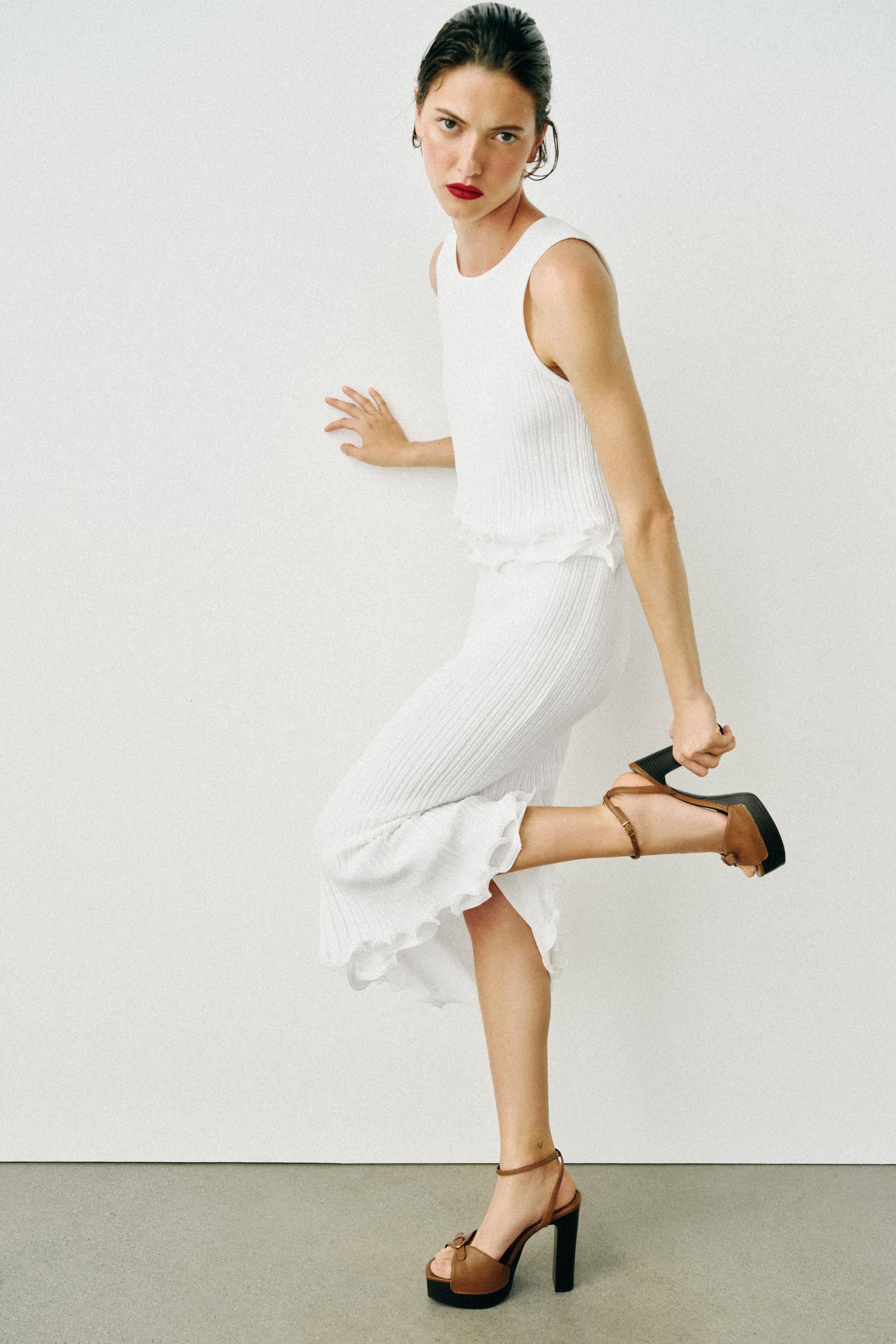 PLATFORM SANDALS