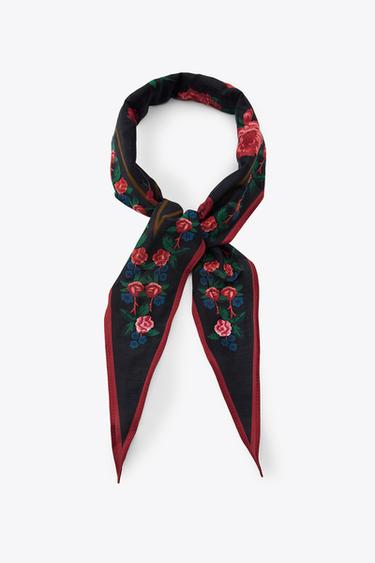 PRINTED BANDANNA WITH SILK EMBROIDERY - navy by Zara