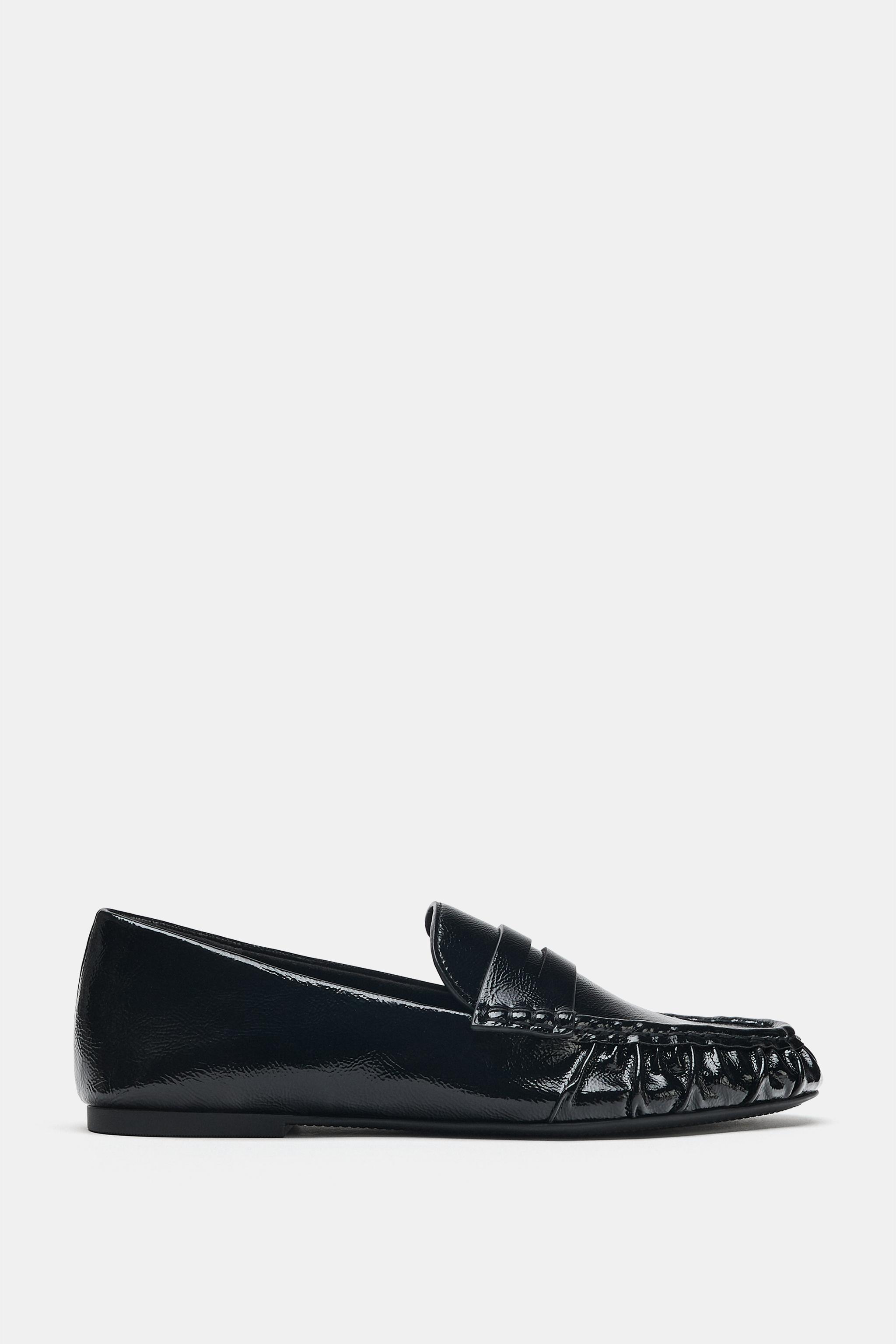 GATHERED LOAFERS