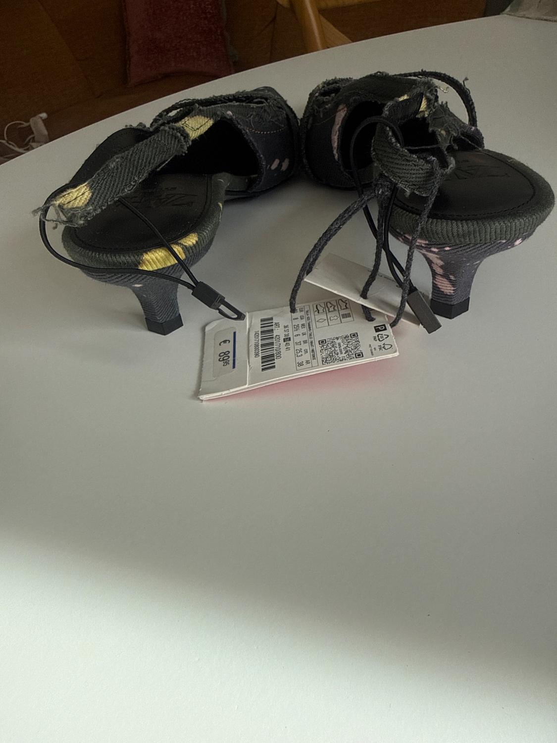 LIMITED EDITION DENIM SLINGBACK SHOES - Image 2