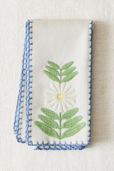 SET OF COTTON NAPKINS WITH CONTRAST EMBROIDERY (SET OF 2) - Ecru by Zara