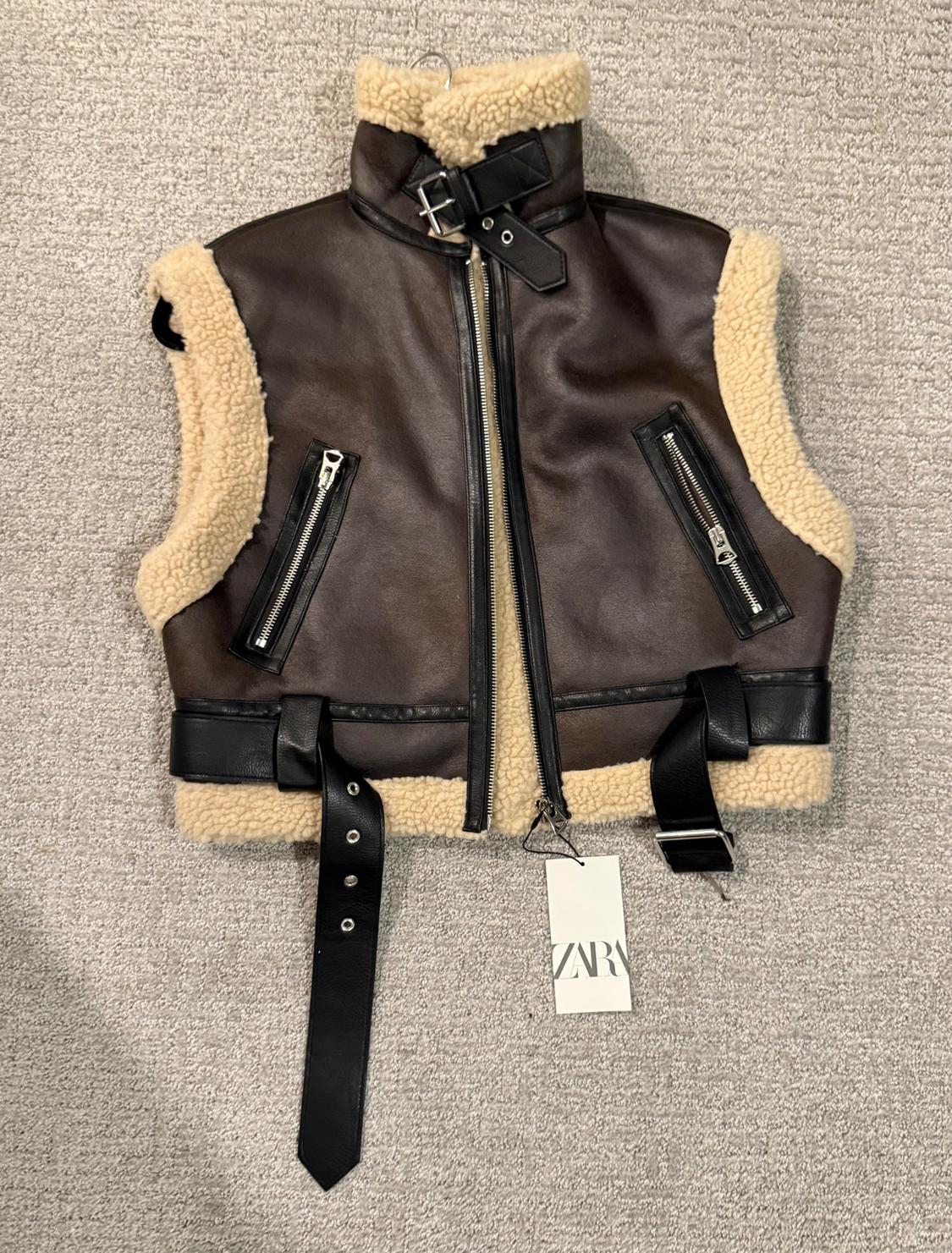 CROPPED DOUBLE FACED VEST