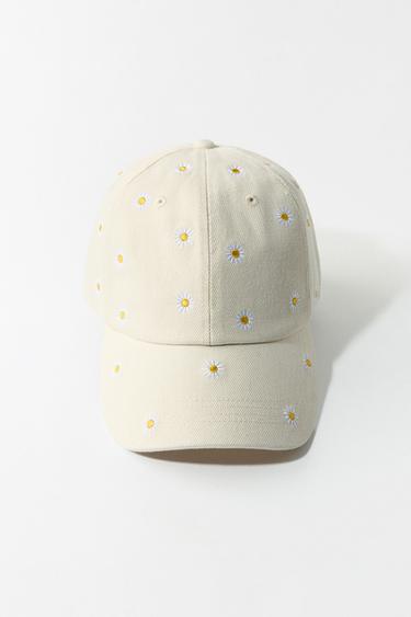TWILL CAP WITH FLORAL EMBROIDERY - Ecru by Zara