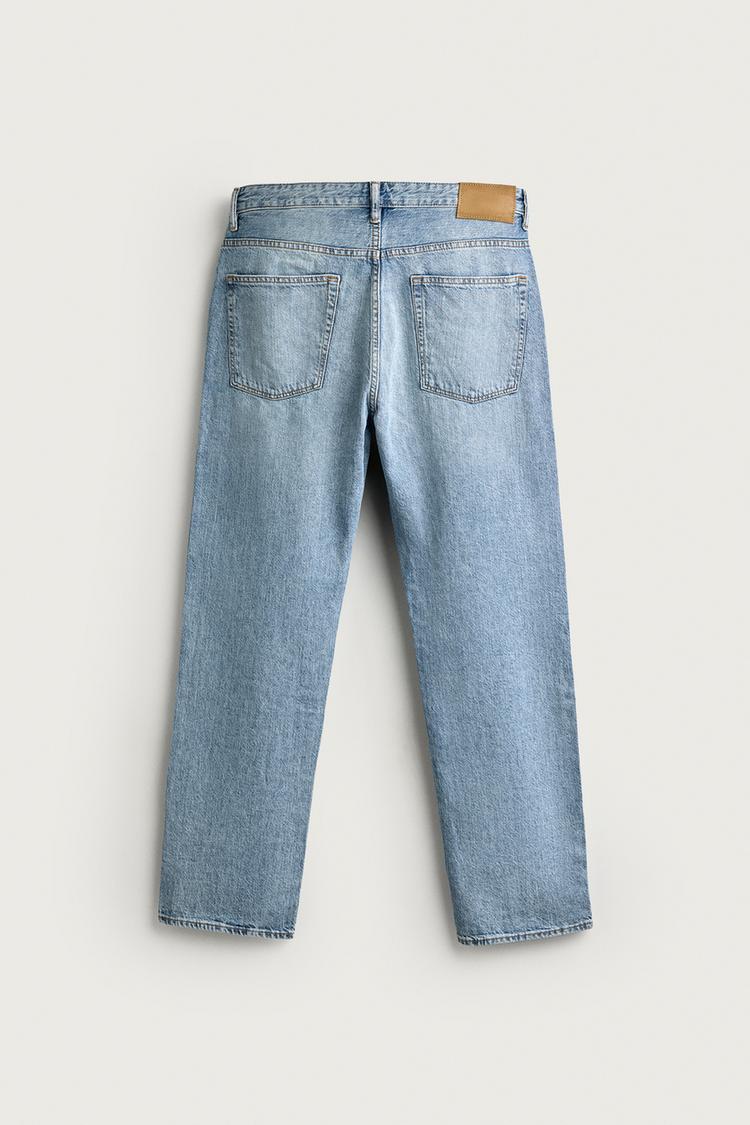 Jeans de corte regular y ligero 8