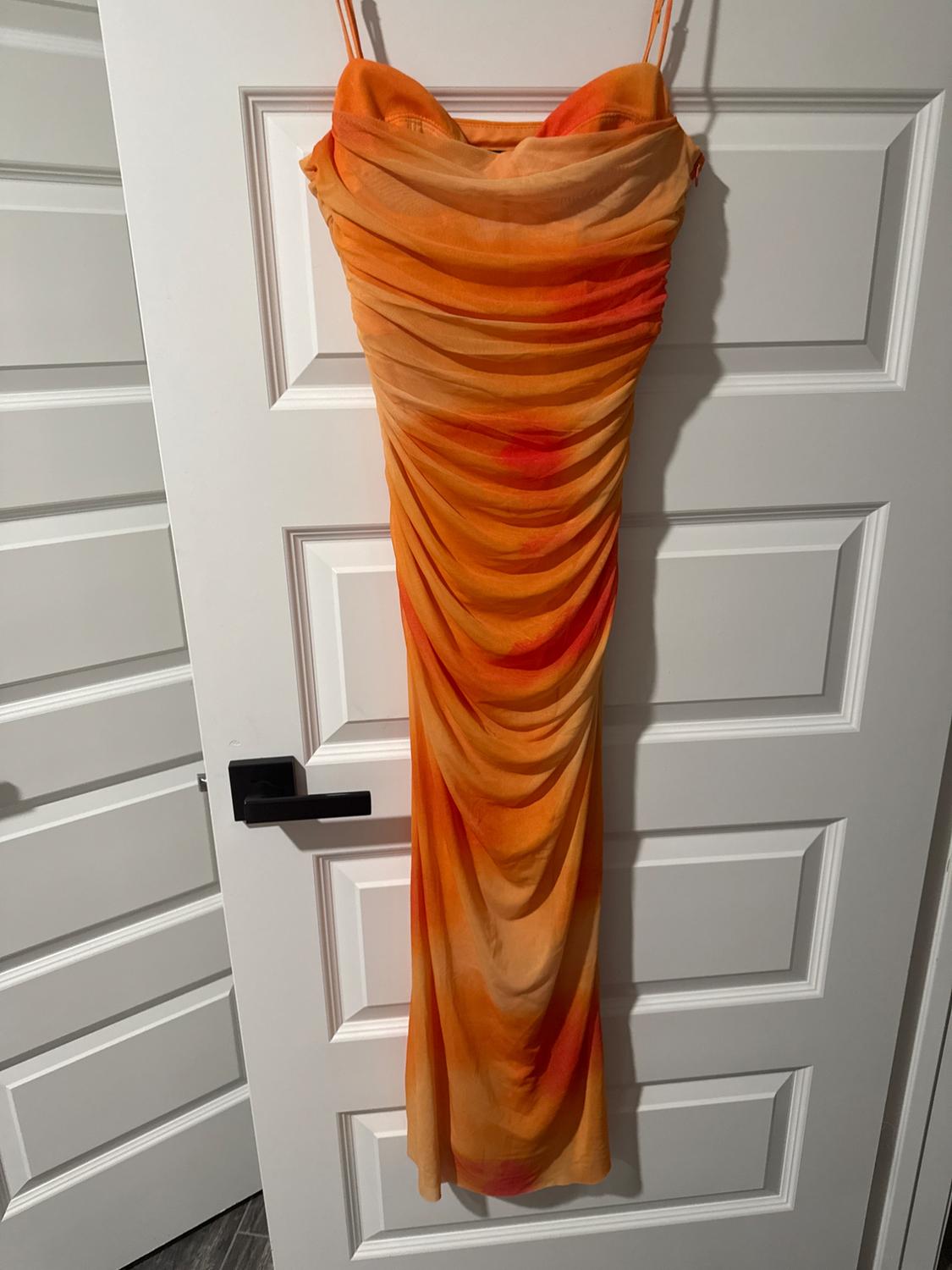STRAPLESS PRINTED TULLE DRESS