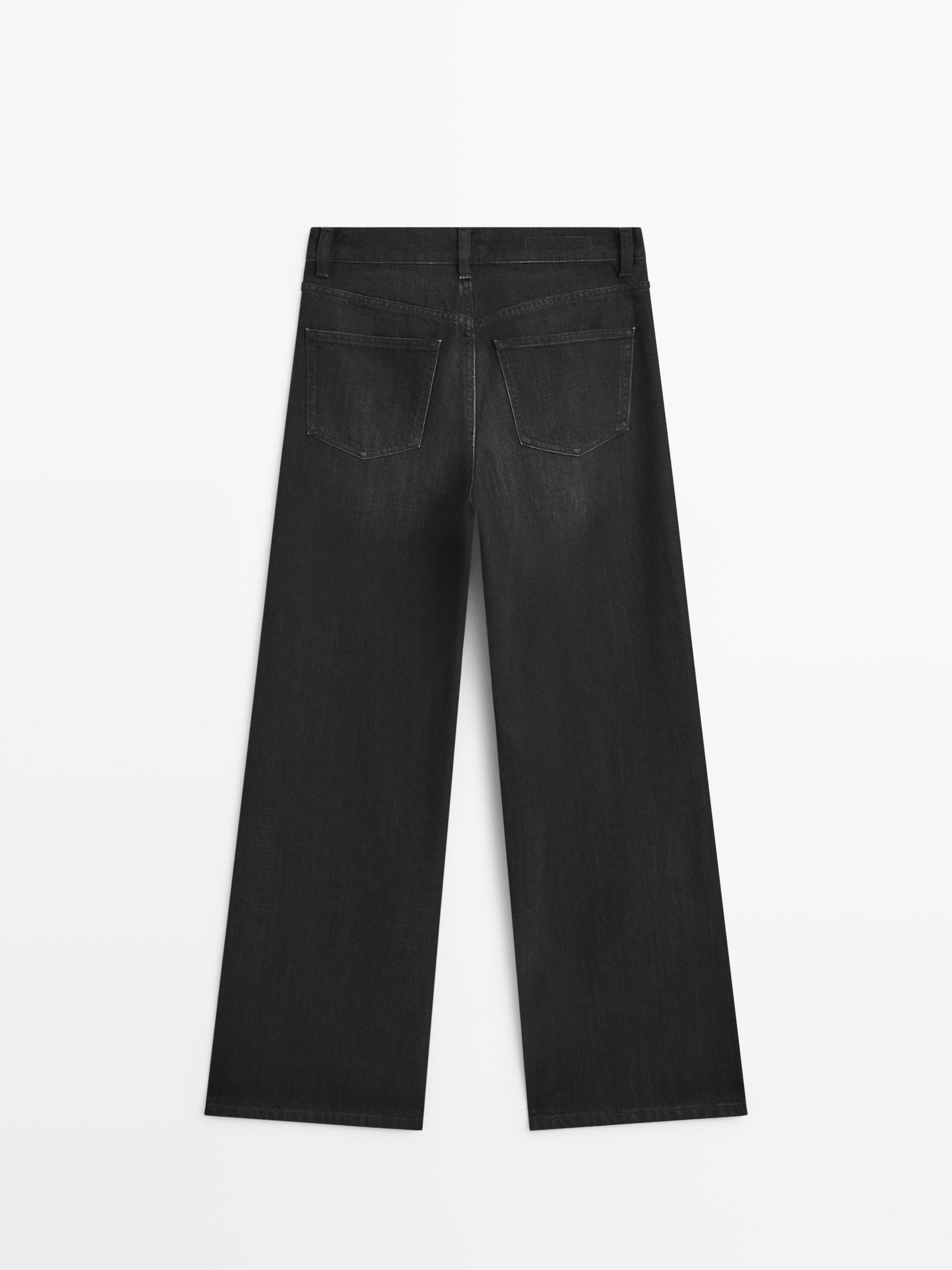 Straight-leg high-waist jeans