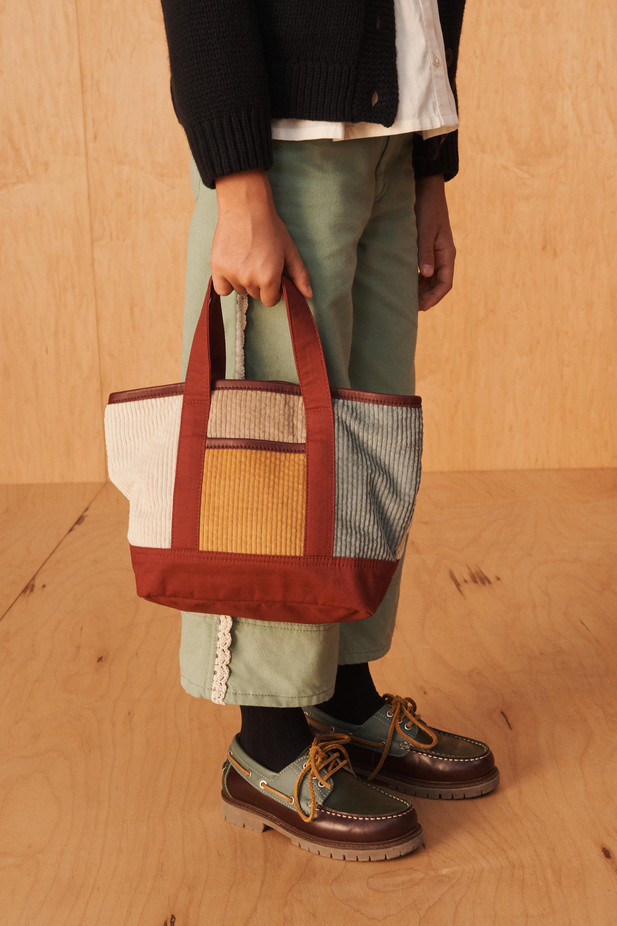 SAC BANDOULIÈRE EN VELOURS CÔTELÉ COULEURS ÉDITION LIMITÉE
