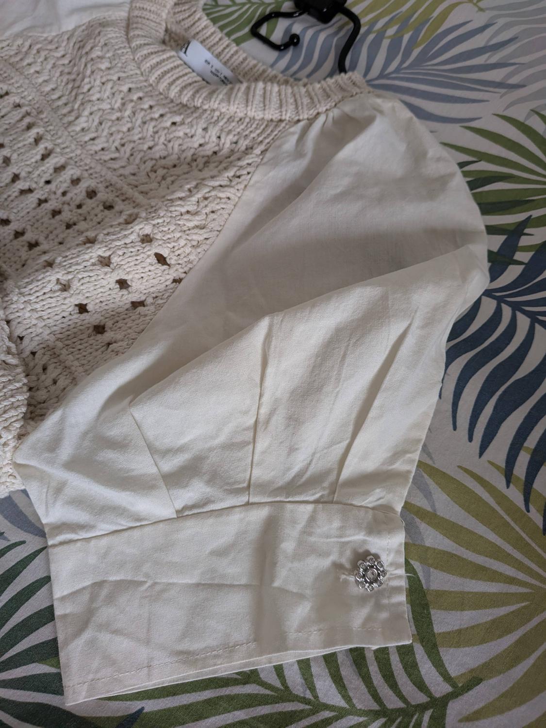 KNIT SWEATER WITH CONTRAST SLEEVES - Image 5