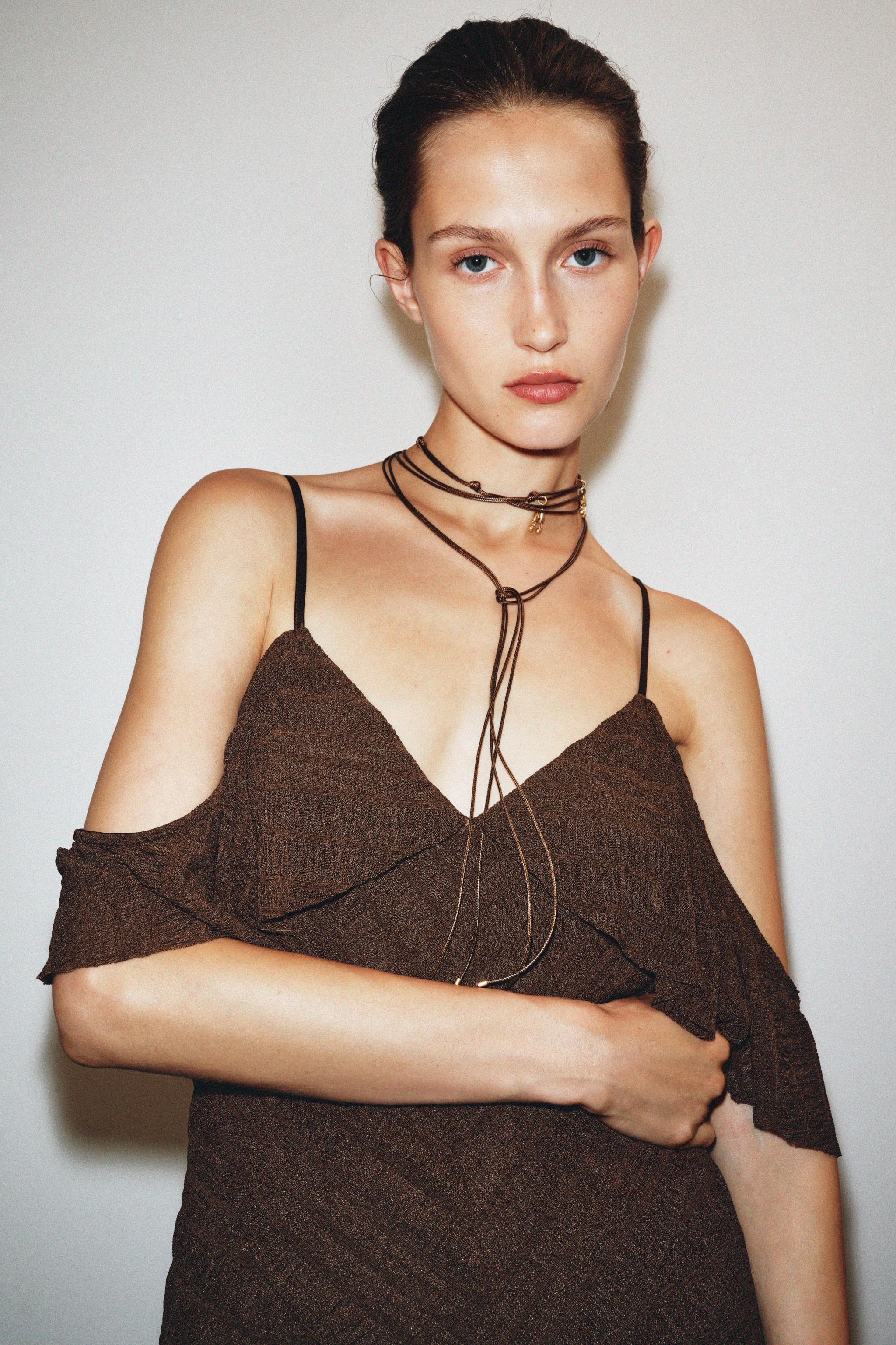 レディースVネックドレスワンピース | ZARA 日本