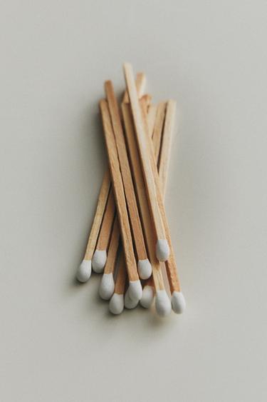 PACK OF MATCHES (PACK OF 60) - Ecru by Zara