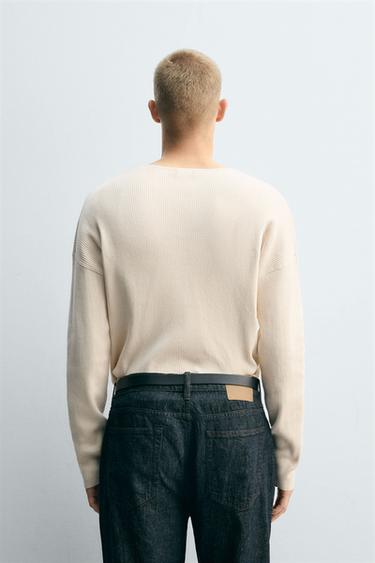 PULL STRUCTURÉ COUPE DÉCONTRACTÉE - Écru de Zara - Image 2