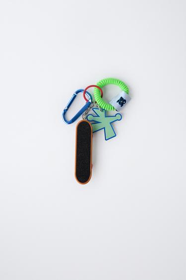 SKATE LOBSTER CLASP KEY RING - Green by Zara