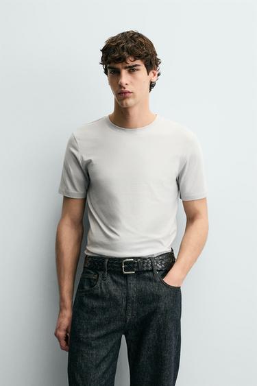 تيشرت SLIM FIT بيزك /01 - رمادي لؤلؤي by Zara