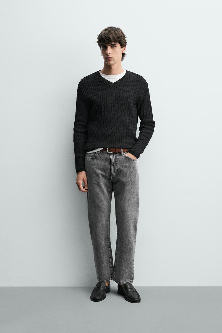 ZARA REGULAR FIT LIGHTWEIGHT JEANS