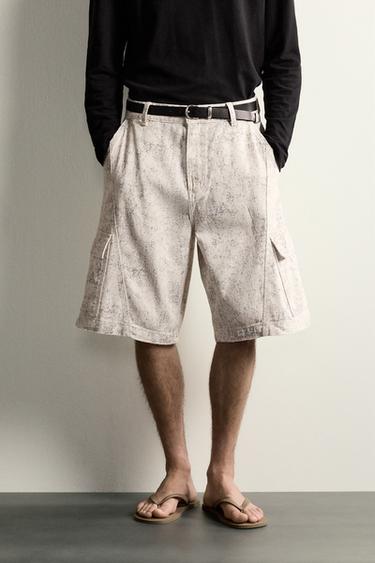 ABSTRACT PRINT RELAXED FIT CARGO BERMUDA SHORTS - Printed by Zara
