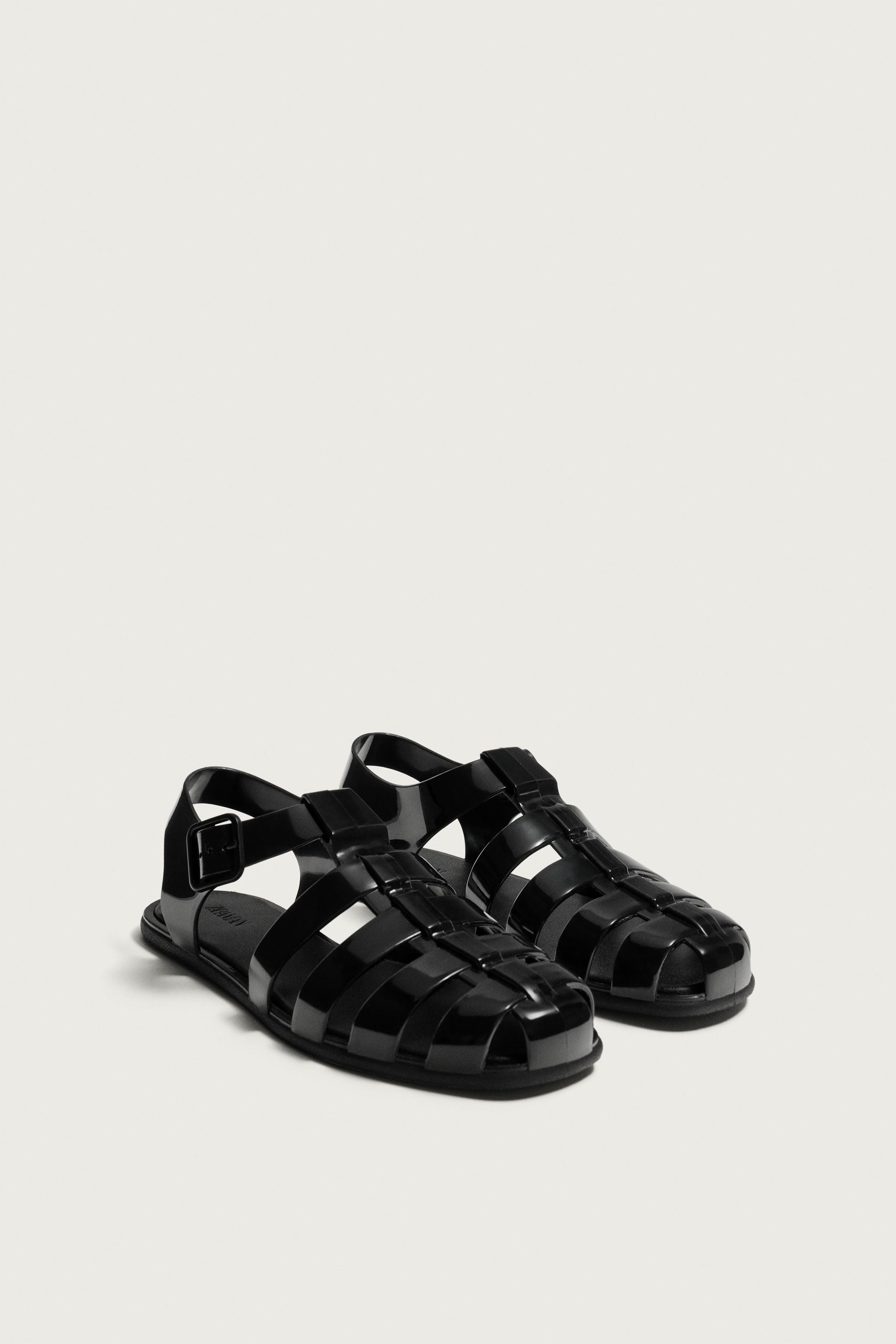 FISHERMAN SANDALS — Black
