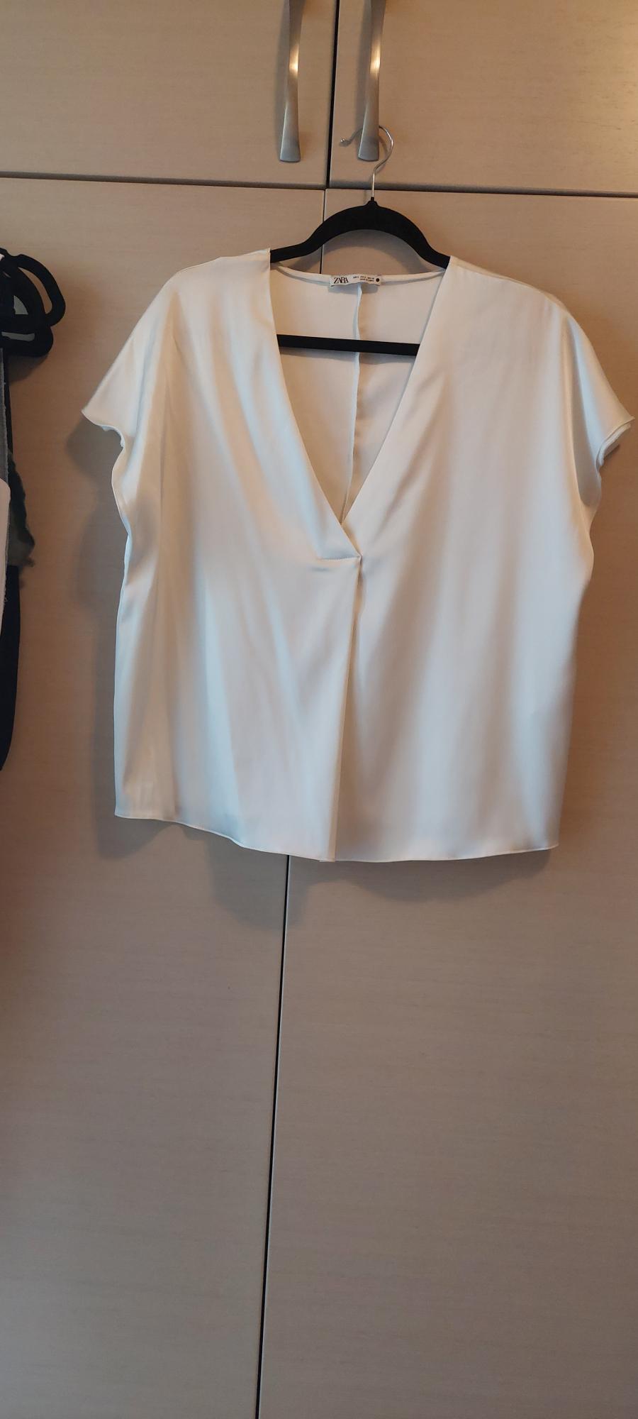 SATIN-EFFECT T-SHIRT