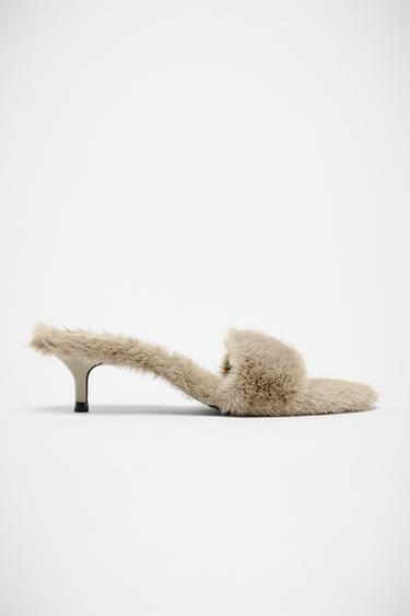 SANDALETTE MIT FELLABSATZ - Eis von Zara