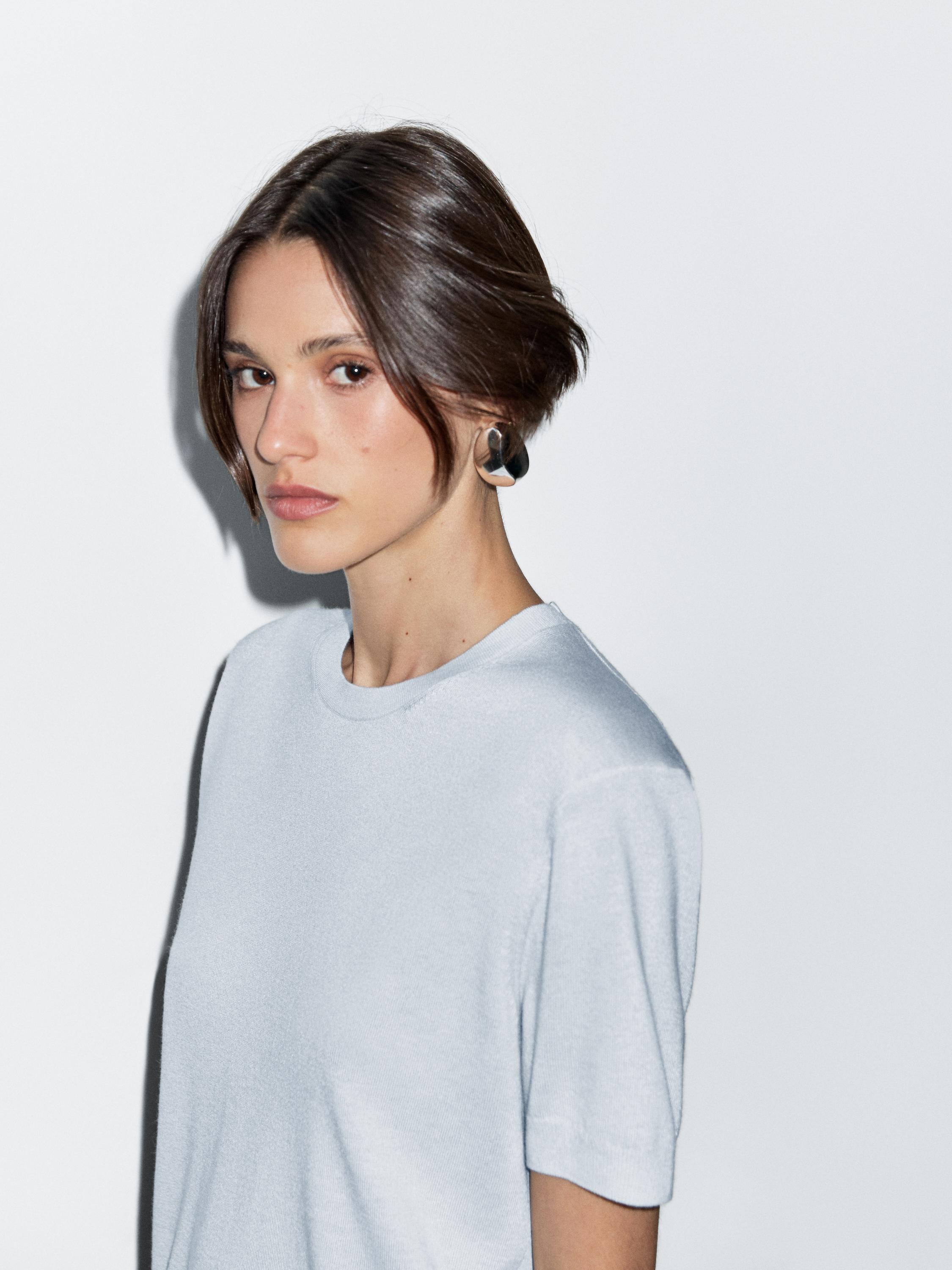 Pull laine en maille à manches courtes
