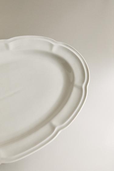 PORCELAIN SERVING DISH WITH RAISED DESIGN - White by Zara - Image 2
