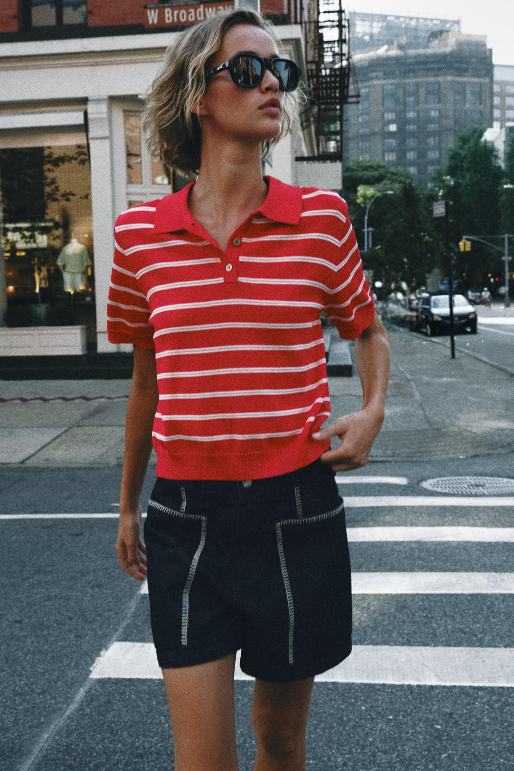 SHORT SLEEVE STRIPED KNIT POLO — Red