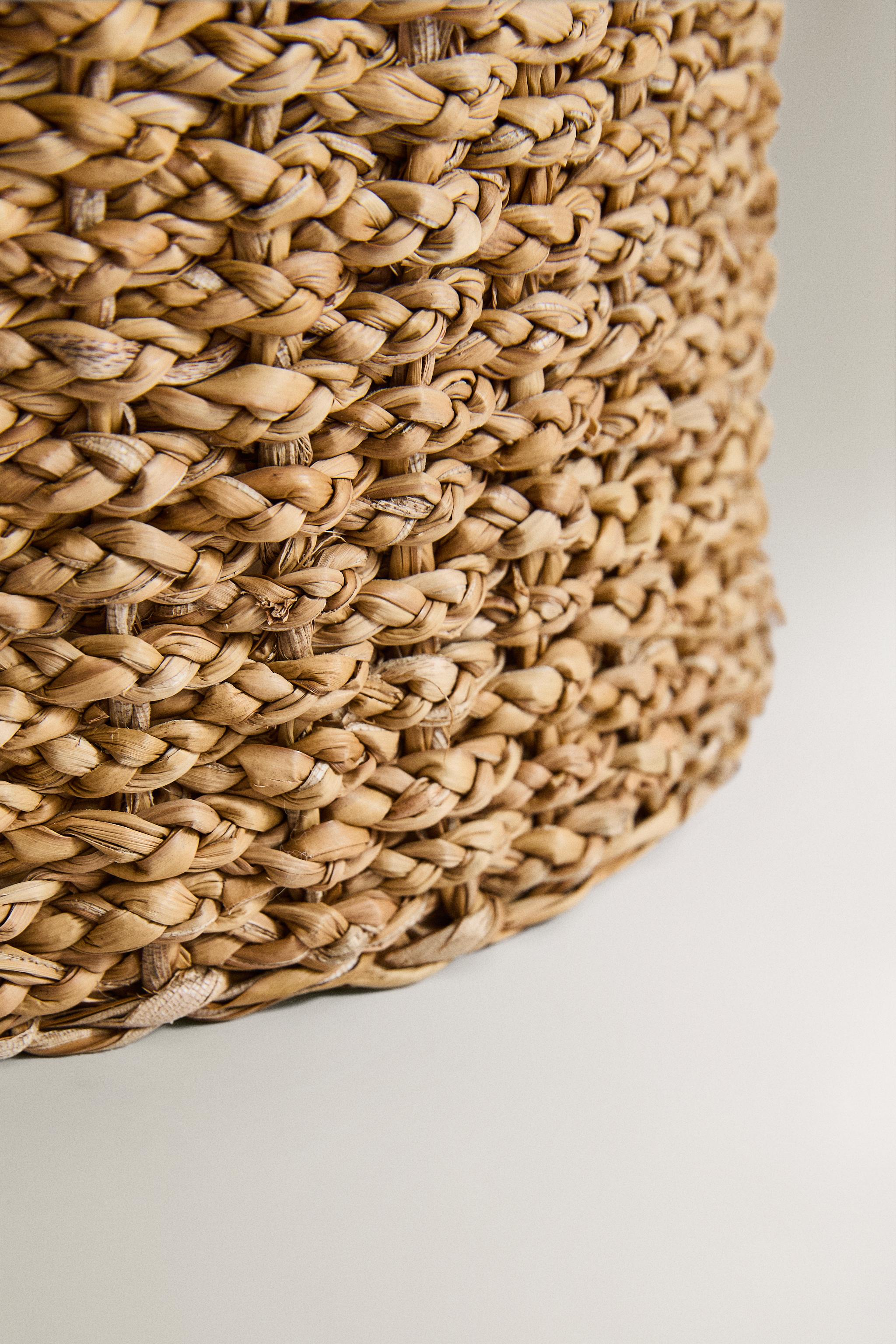 ROUND SEAGRASS BASKET