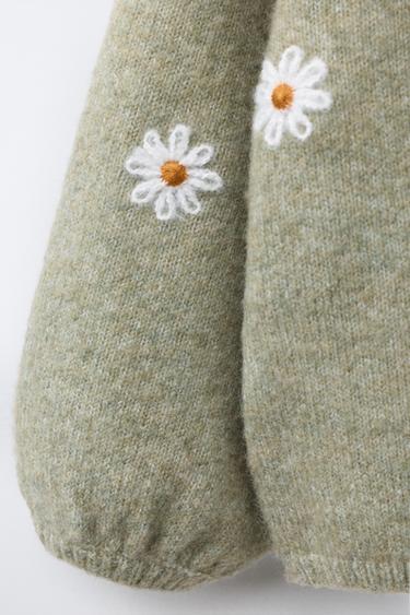 CARDIGAN WITH EMBROIDERED DAISIES - Light green by Zara - Image 3