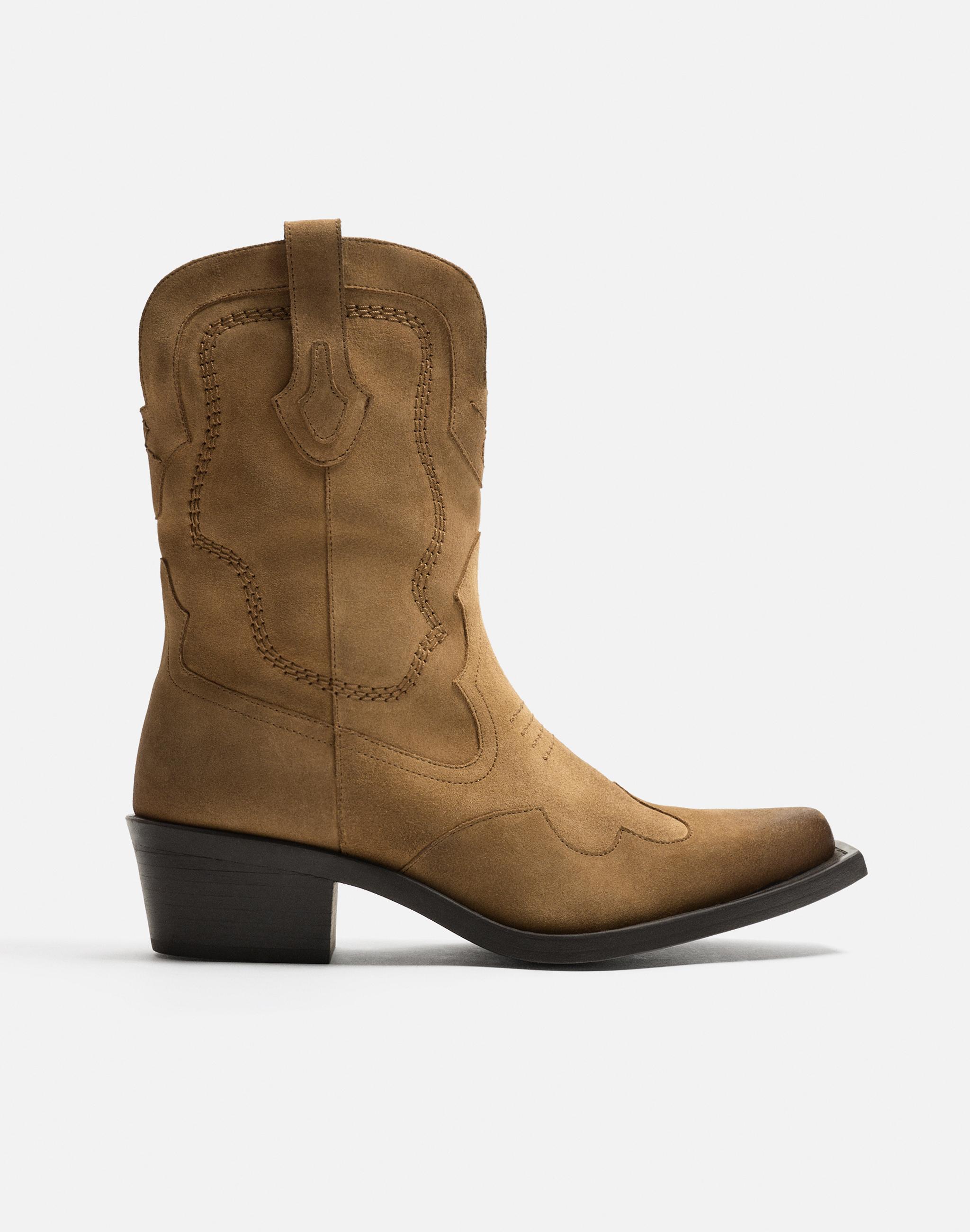 スペイン発送 ZARA スエードスタッズブーツ ブラウン 数量限定！ スタッズ付きスプリットスエードショートブーツ - ブラウン