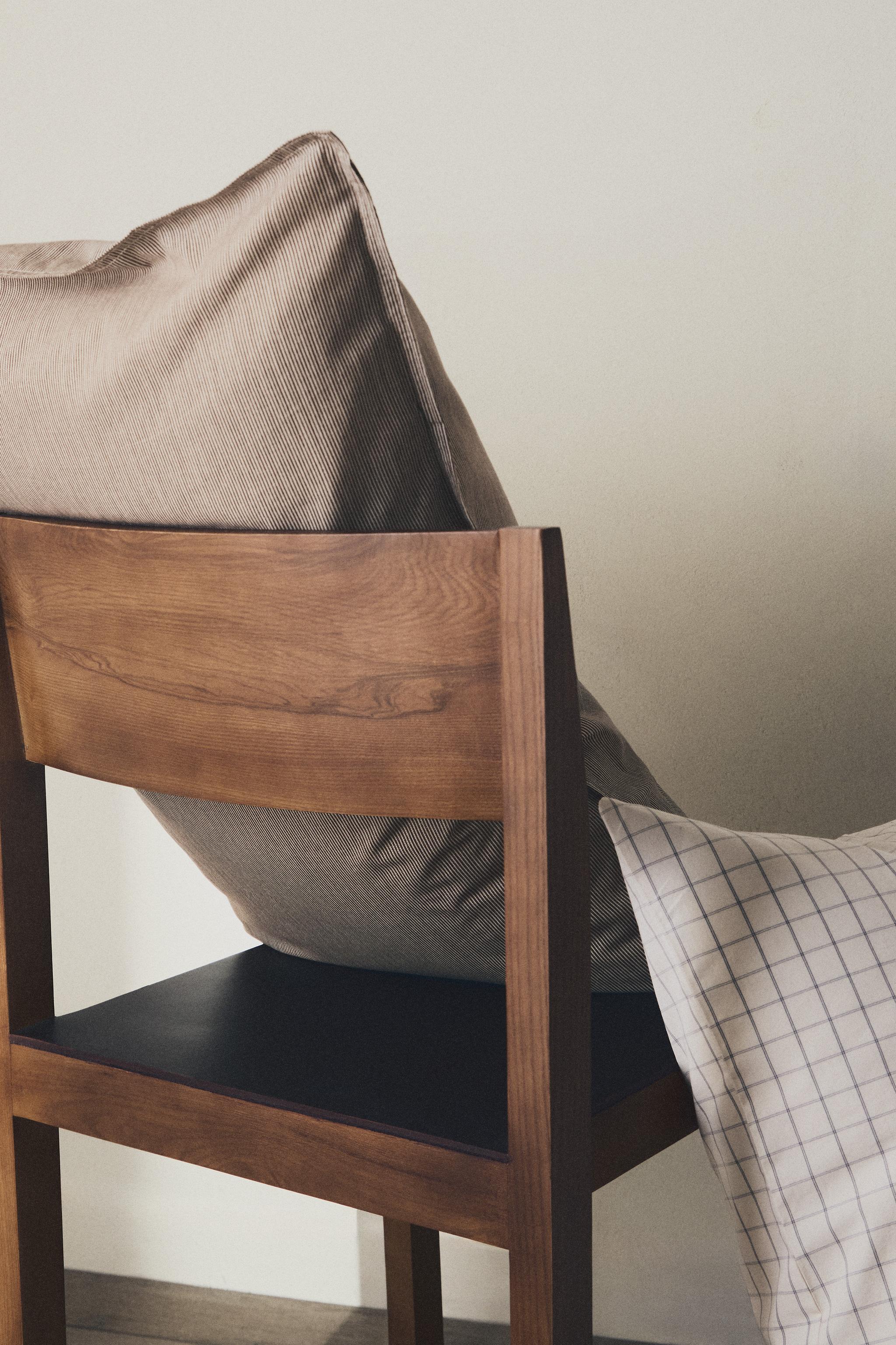 FADED STRIPED COTTON PILLOWCASE — Brown