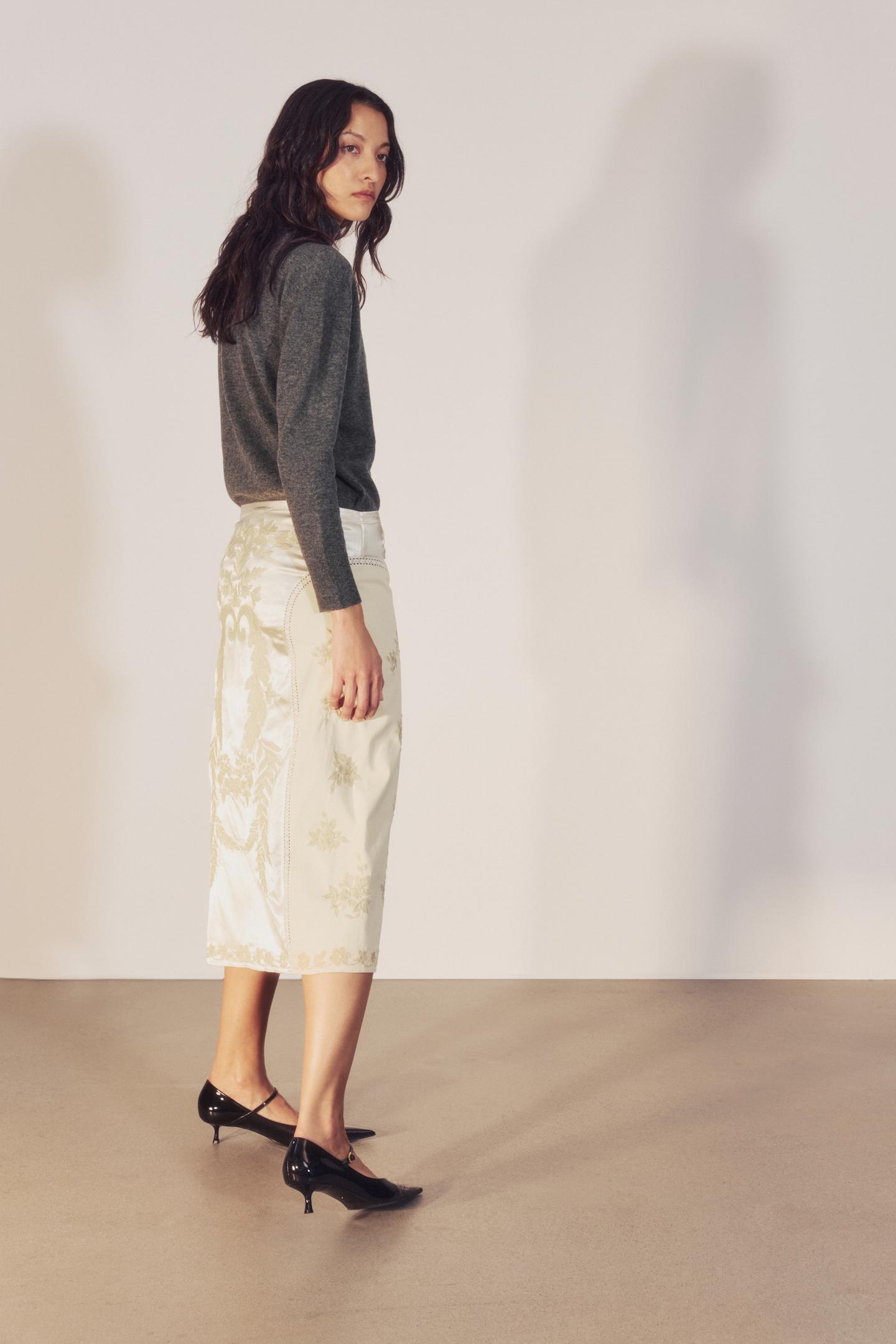 Женская юбка Zara ZW Collection Embroidered MIDI, цвет: Экрю — фото 6