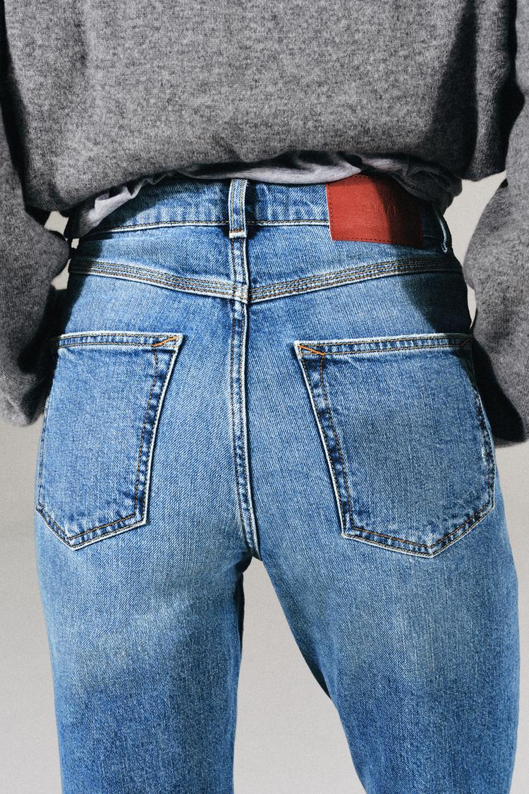 JEANS Z1975 DE CINTURA ALTA Y CORTE MOM 7