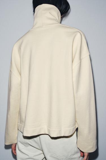 OVERSIZE HIGH NECK SWEATSHIRT - Vanilla by Zara - Image 2