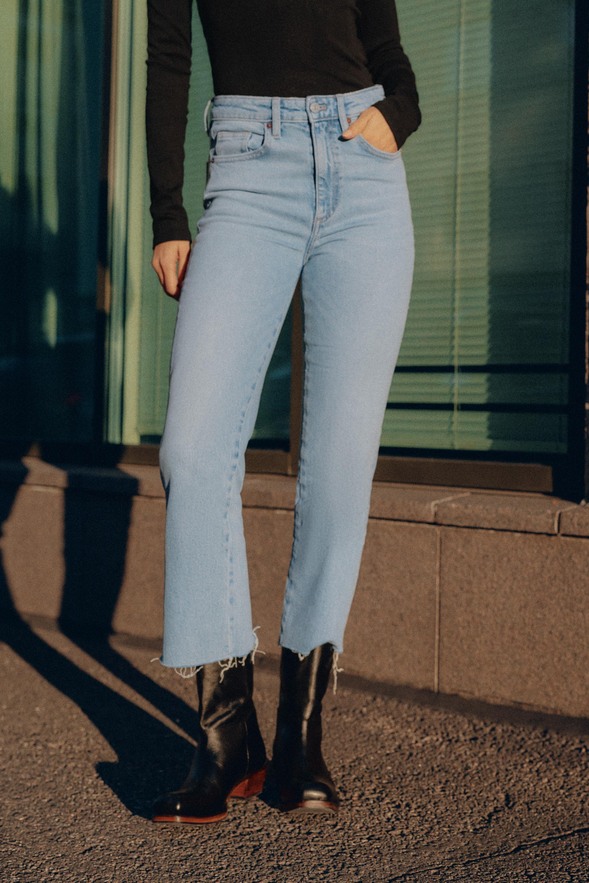 TRF HIGH-WAISTED CROPPED FLARE JEANS