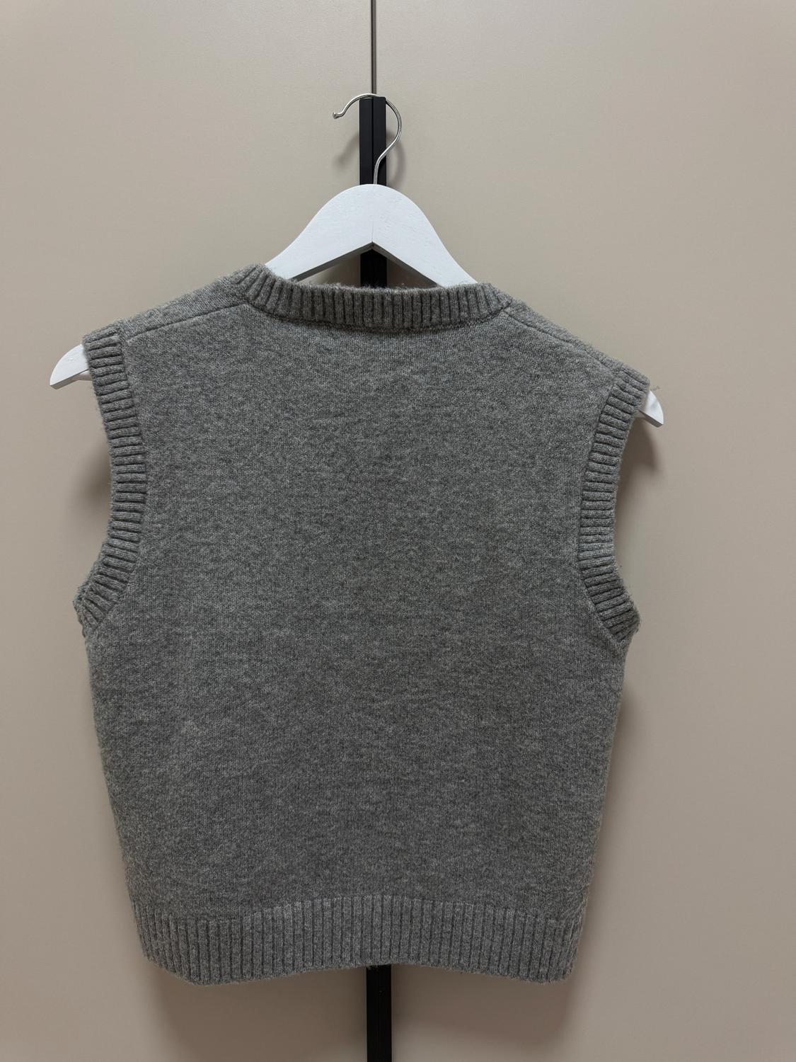 SOFT KNIT VEST - Image 2