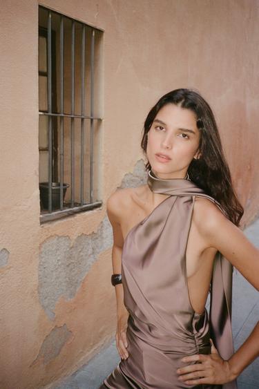 TOP SATINÉ HALTER FOULARD - Rose clair de Zara - Image 1
