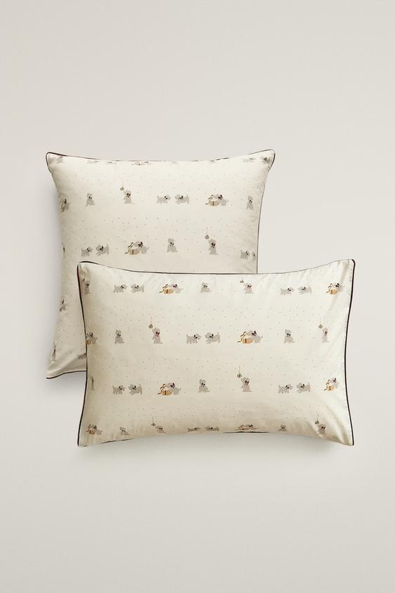 TAIE D’OREILLER ENFANT CHIOTS NOËL COTON (200 FILS) - Blanc cassé de Zara - Image 0
