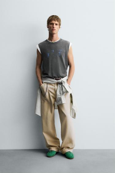 T-SHIRT TANK EN MAILLE LAVÉ IMPRIMÉ - Gris anthracite de Zara
