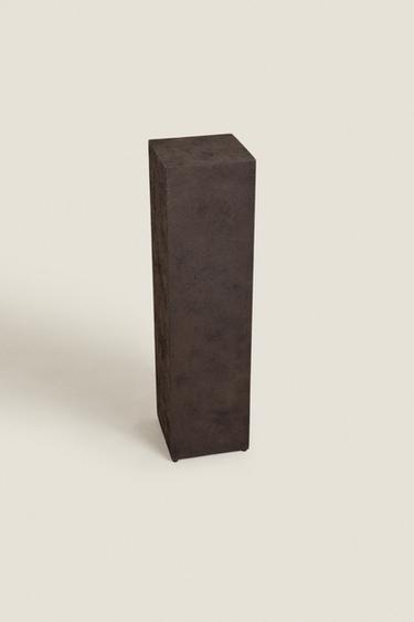 LONG METAL BASE - Black by Zara - Image 1