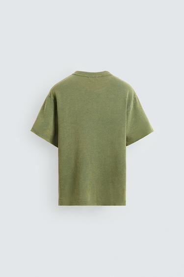 T-SHIRT EN MAILLE IMPRIMÉ DÉLAVÉ - Vert de Zara - Image 7