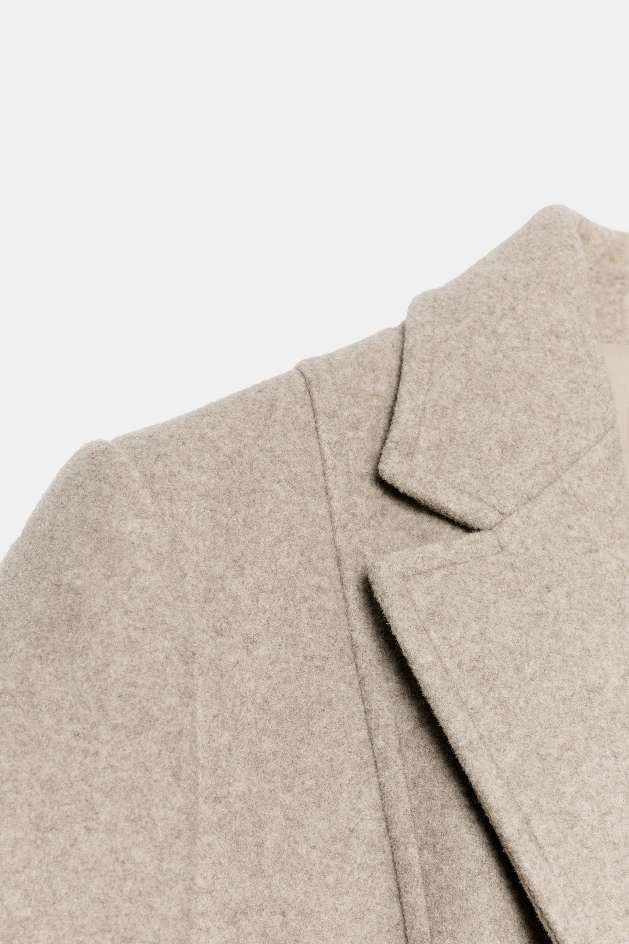 SOFT ショルダーパッドコート - ベージュ | ZARA Japan / 日本
