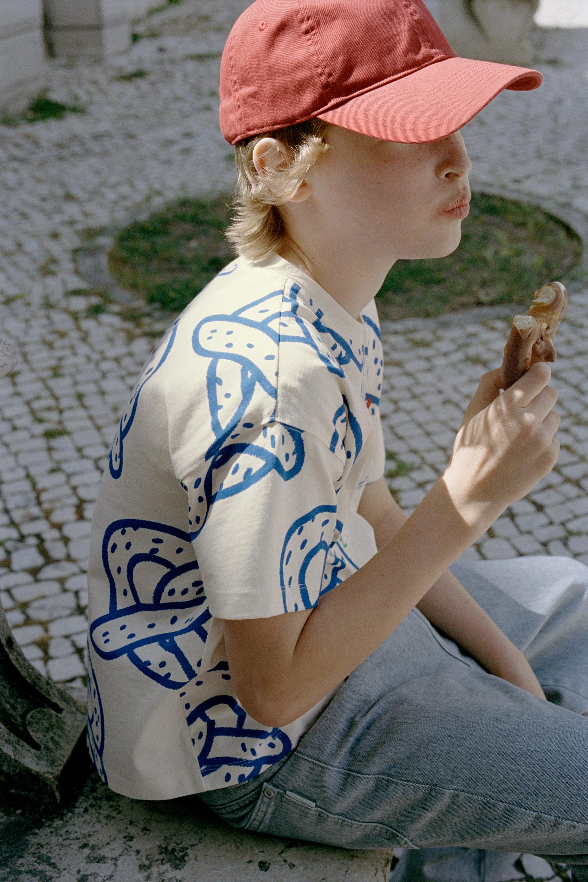 PRETZEL PRINT T-SHIRT — Oyster-white