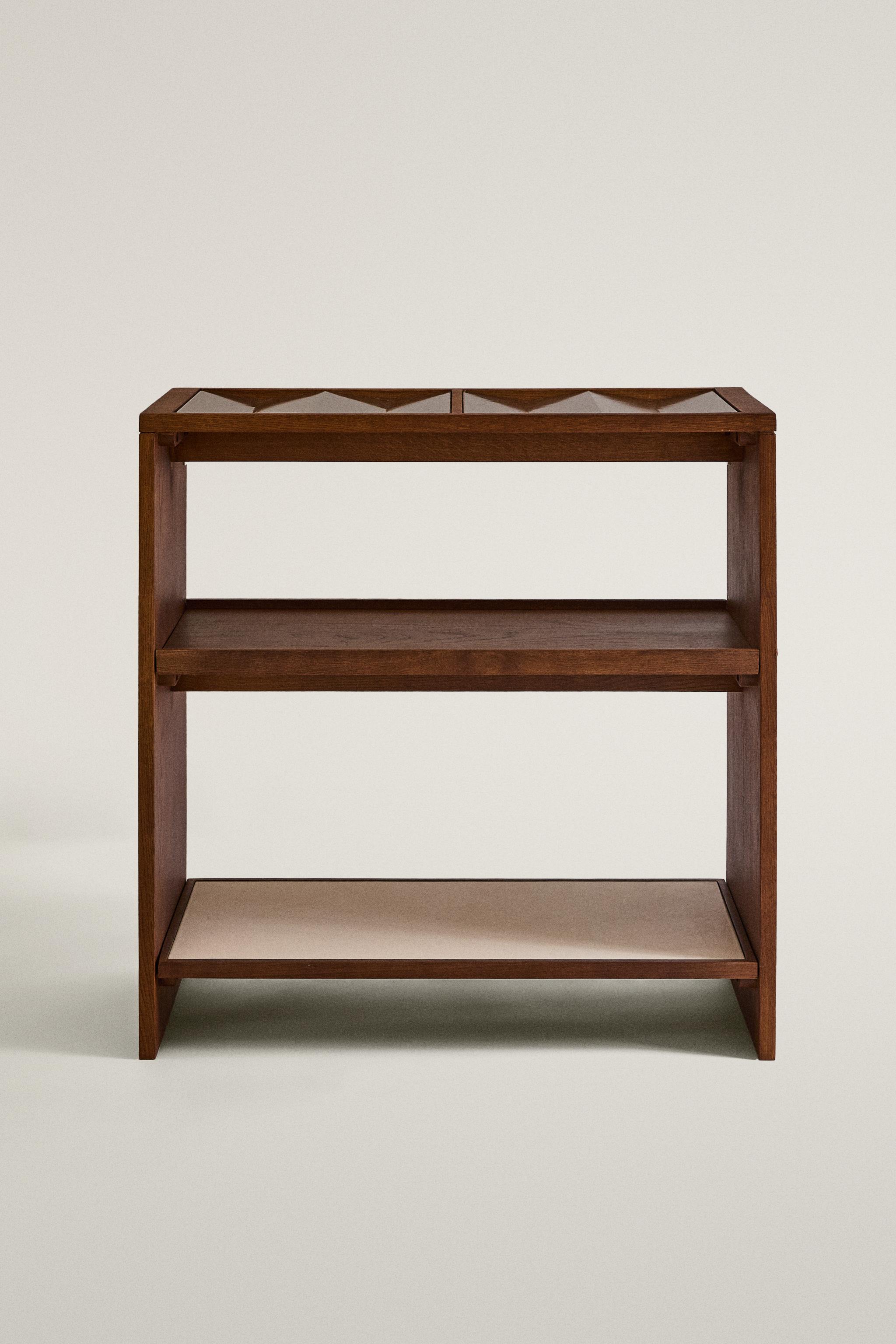 STORAGE UNIT AND DUMBBELL RACK