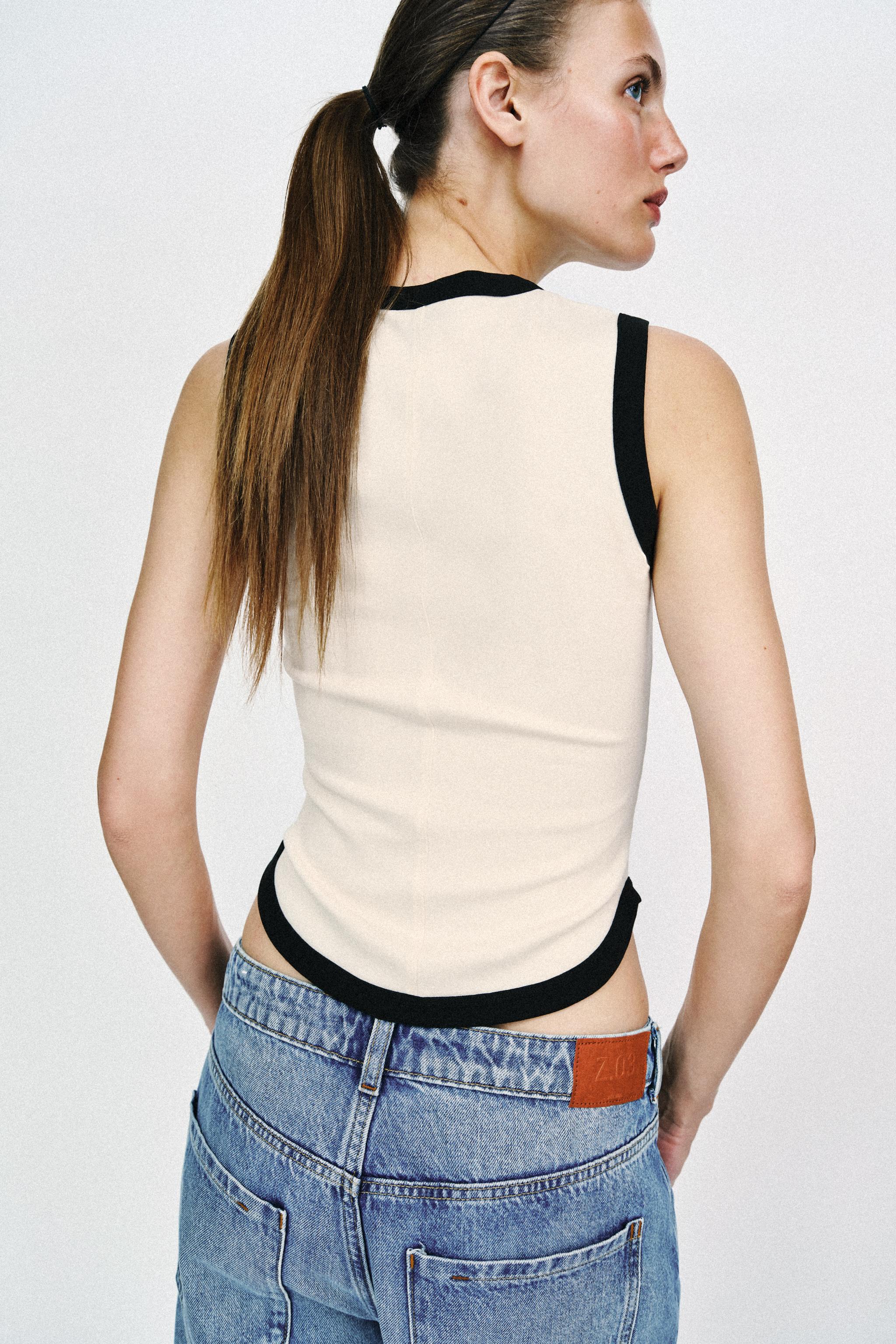 KONTRAST BİYELİ T-SHIRT - Görsel 4