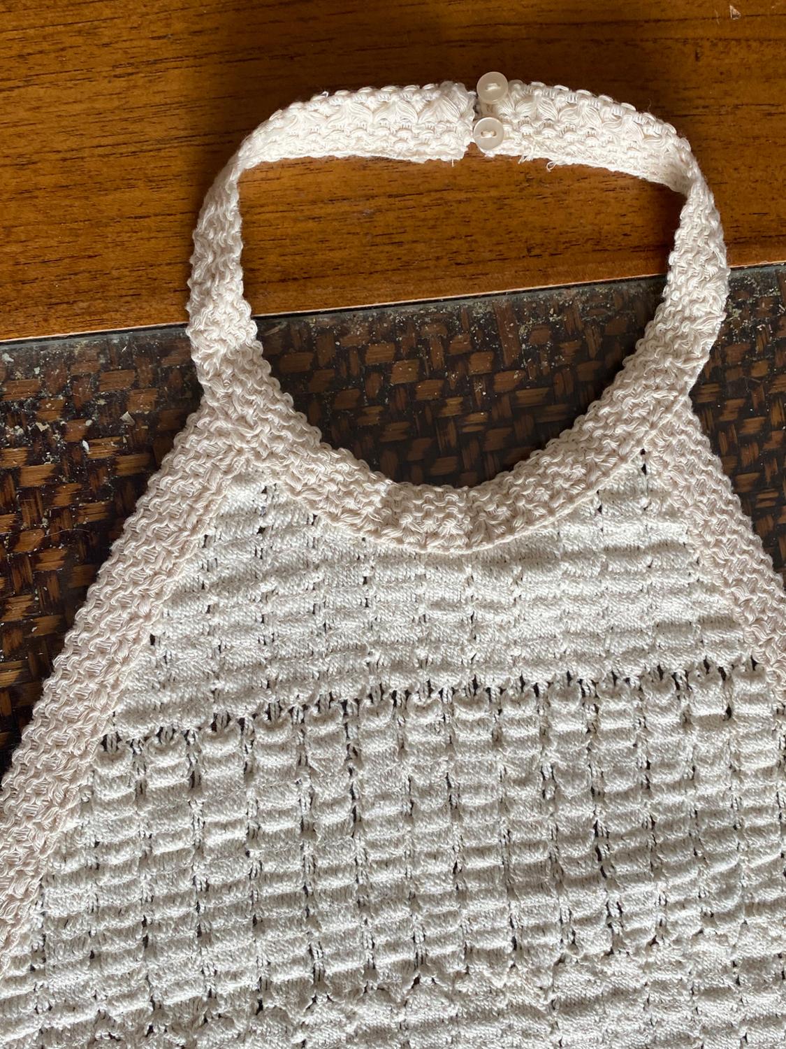 VESTIDO ENTALLADO CUELLO HALTER - Image 3